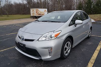 2015 Toyota Prius Three Hatchback 4-Door 2015 Toyota Prius Three Hatchback 4-Door 1.8L