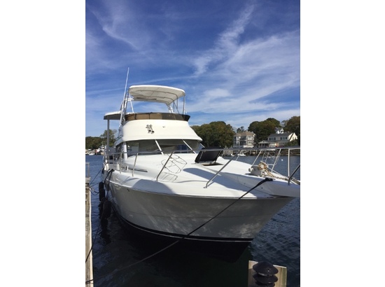 1994 Silverton Aft Cabin Motor Yacht