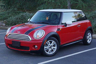2013 Mini Cooper Coupe Coupe 2-Door 2013 MINI COOPER, ONLY 29K MI, AUTOMATIC, DON'T MISS!
