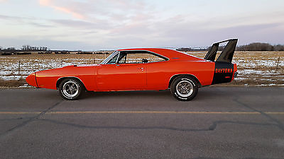 1970 Dodge Charger Daytona 1969 DODGE CHARGER DAYTONA R4 RED 440 RT 500 tribute clone recreation 68 69 70