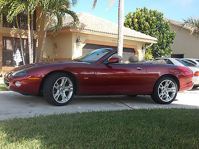 2004 Jaguar XK8 Base Convertible 2-Door 2004 Jaguar XK8 Base ***SUPER LOW MILEAGE**PRISTINE CONDITION