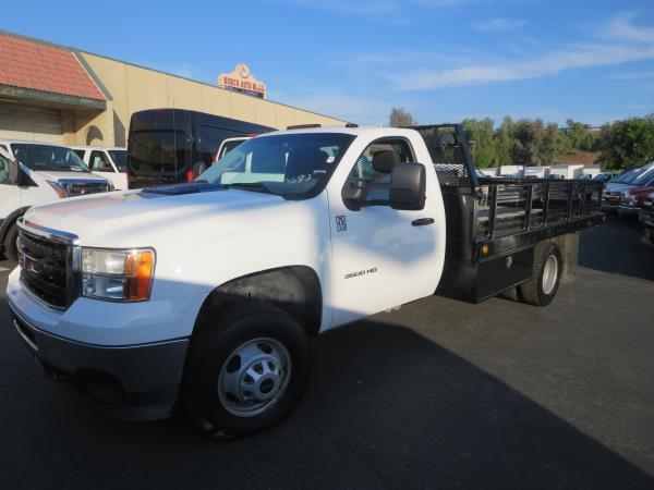 2011 Gmc C3500 Dsl  Flatbed Truck