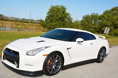 2015 Nissan GT-R  2015 GT-R PREMIUM - RARE PEARL WHITE - 1 OWNER FLORIDA CAR - AMAZING CONDITION