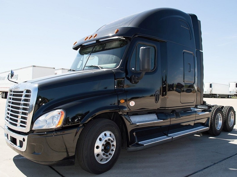2014 Freightliner Cascadia  Conventional - Sleeper Truck