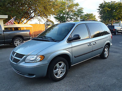 2005 Dodge Caravan SXT Special Edition - Touring Mini Van 77k Original Miles - Perfect Carfax - No Accidents - 100% Florida Van - 2 Owner