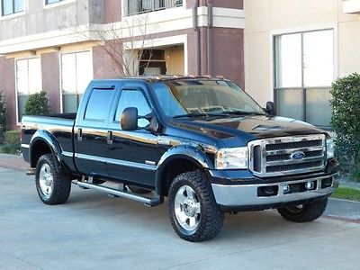 2006 Ford F-350 FREE SHIPPING! 6.0L DIESEL 4WD FX4 SUPER CLEAN! Ford F-350 6.0L Diesel FX4 Crew Cab Short Bed Lariat 94K Miles! VERY VERY CLEAN!