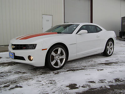 2011 Chevrolet Camaro LT Coupe 2-Door 2011 Chevrolet Chevy Camaro 2LT Coupe Sunroof Leather Race Car