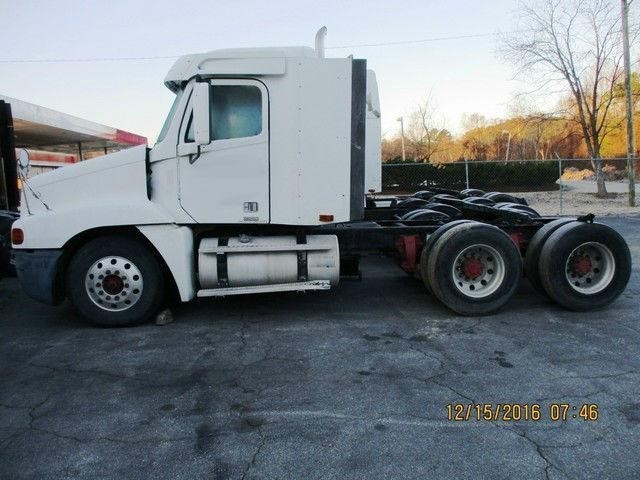 2002 Freightliner Century 120  Conventional - Day Cab