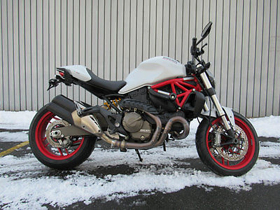 2015 Ducati MONSTER 821  2015 DUCATI MONSTER 821-SUPER CLEAN AND LOW MILEAGE!- @ MAX BMW CT