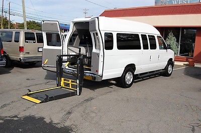 2014 Ford E-Series Van 2 Pos. VERY NICE HANDICAP ACCESSIBLE WHEELCHAIR LIFT EQUIPPED VAN....UNIT# 2088FT