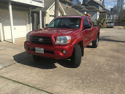 2007 Toyota Tacoma Base Extended Cab Pickup 4-Door 2007 Toyota Tacoma Extended Cab 2.7L 4 Cylinder/5 Speed/1 Owner/4x4/ New tires