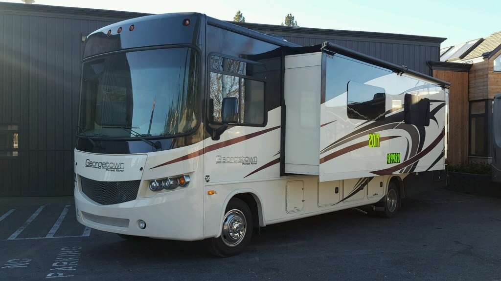 2017 Forest River GEORGETOWN 335DS