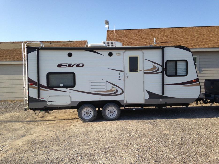 2013 Forest River EVO T1860