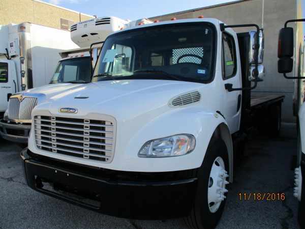 2013 Freightliner M2 106  Flatbed Truck