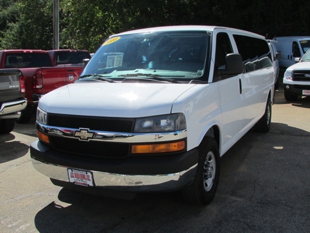 2010 Chevrolet Express 3500  Passenger Van