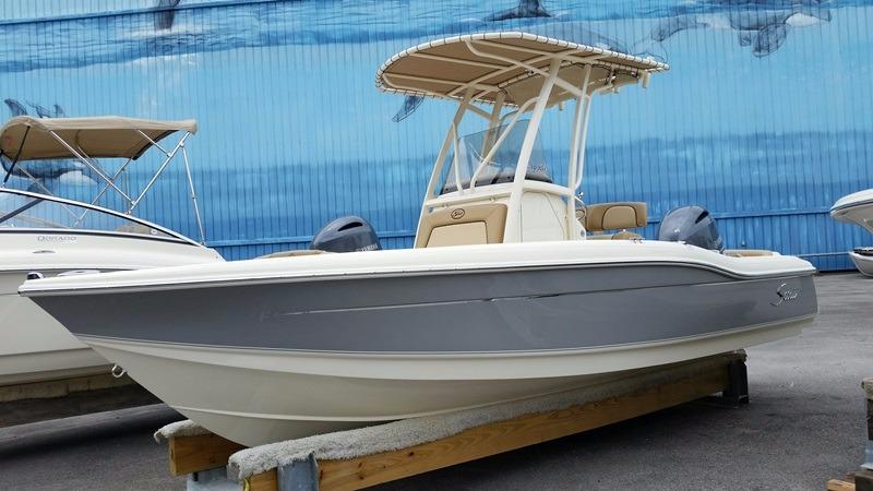 2016 Scout Boat Company 210 XSF
