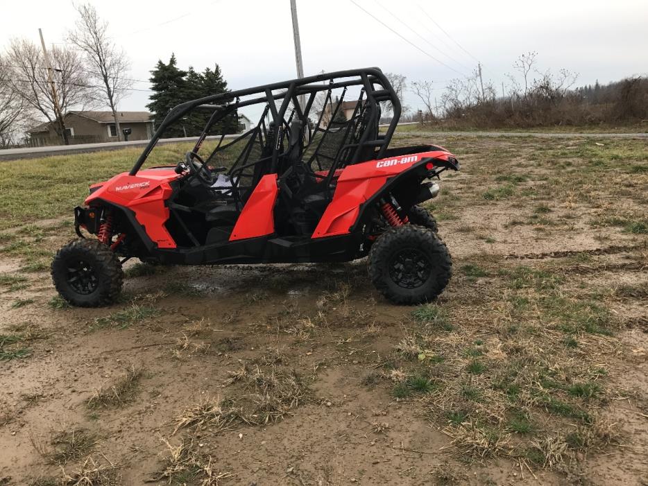 2016 Can-Am MAVERICK MAX 1000R