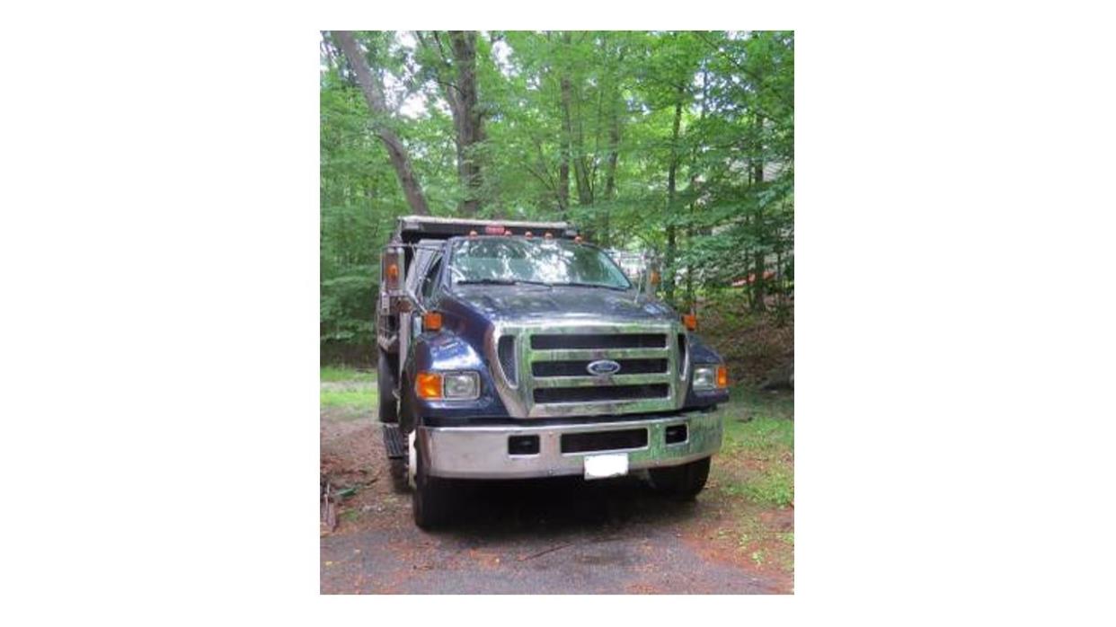 2004 Ford F650  Dump Truck