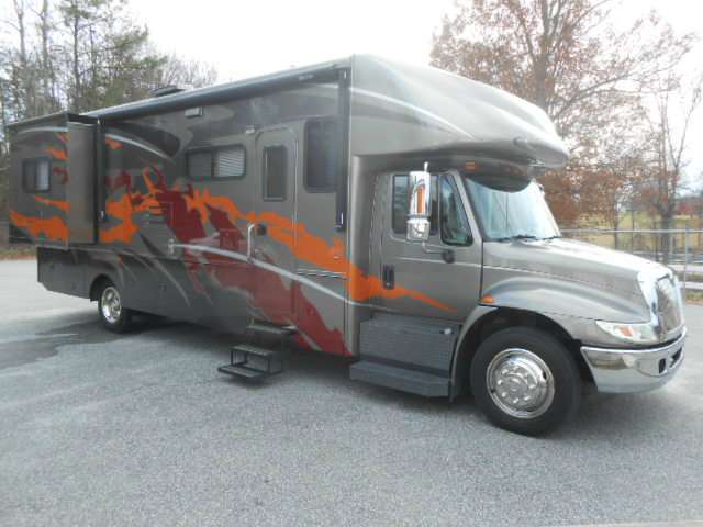 2008 Gulf Stream SuperNova 6331