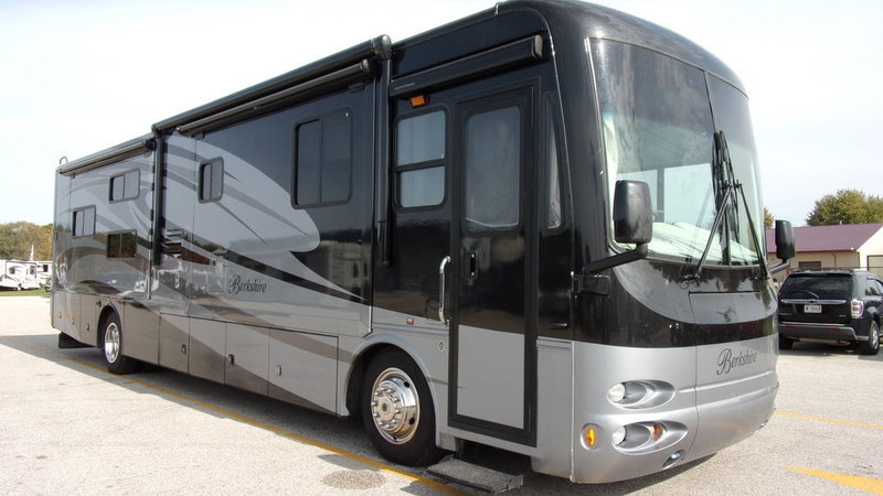 2009 Forest River Berkshire 390 BH