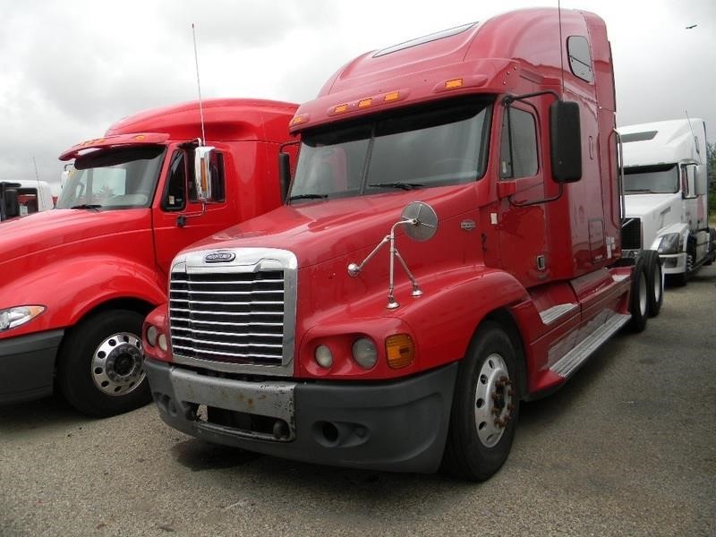 2006 Freightliner Century 112  Conventional - Sleeper Truck