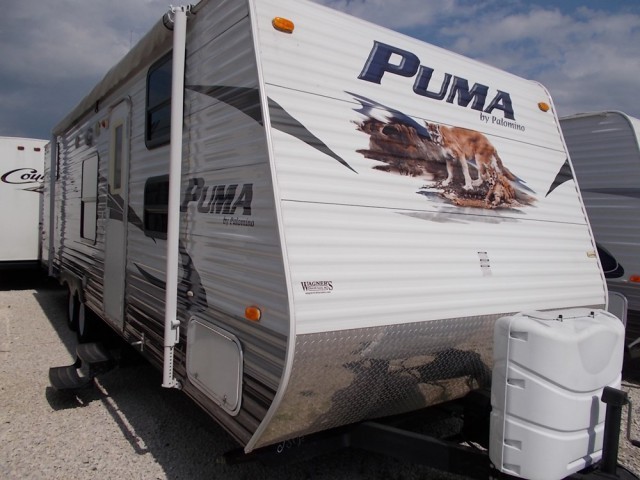2010 Palomino Puma Travel Trailer 28DB