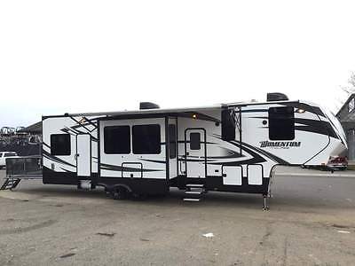 2015 MOMENTUM M CLASS 350M FIFTH WHEEL TOY HAULER TRAILER 3 SLIDES PATIO