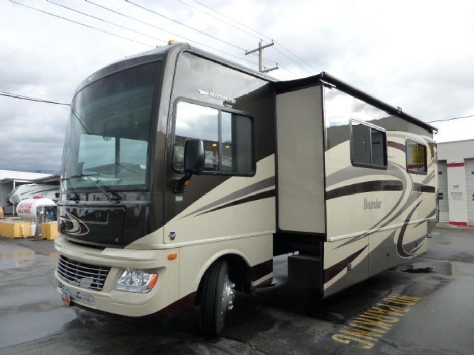 2014 Fleetwood Bounder 35K