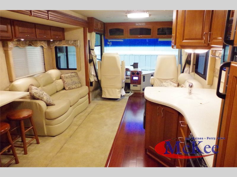 2007 Mandalay Luxury Division Valencia Class A Library - 38D