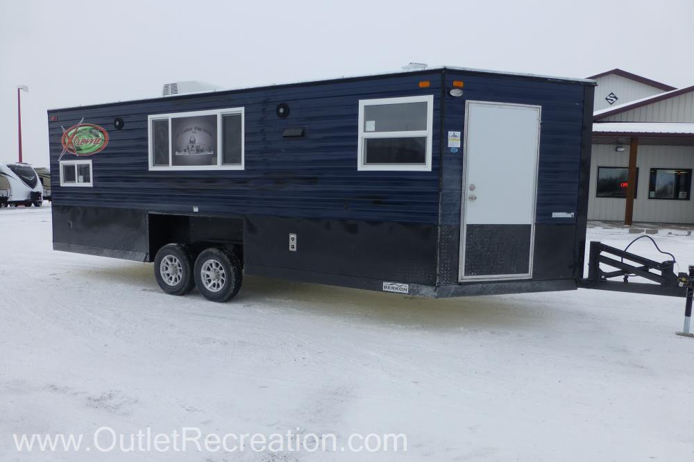 2017 Ice Castle 8x21 Lake of the Woods Xtreme