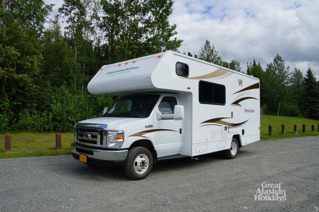 2015 Winnebago Minnie Winnie 22R