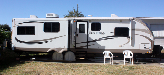 2013 Cruiser Rv Corp ENTERRA