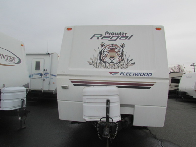 2005 Fleetwood PROWLER 290RLS