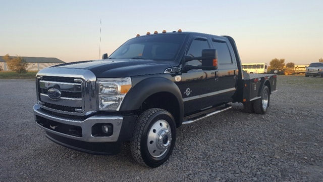 2014 Ford F-450 Chassis  Flatbed Truck