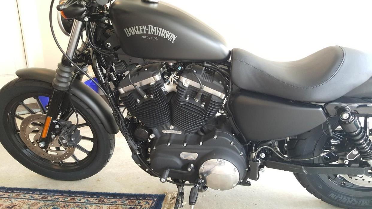 2015 Harley-Davidson SPORTSTER 883 IRON