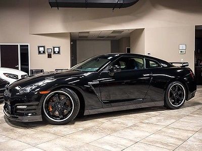2014 Nissan GT-R  2014 Nissan GT-R Track Edition Carbon Fiber Wing! 2000 Miles! Stunning Example!!