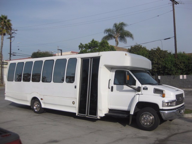 2006 Chevrolet C5500  Bus