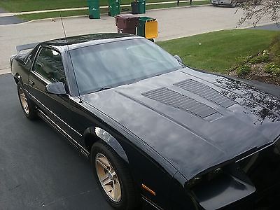 1985 Chevrolet Camaro Z28 1985 Chevrolet Camaro IROC Z28 62xxx miles