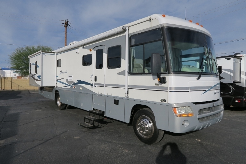 2004 Itasca SUNCRUISER 38G