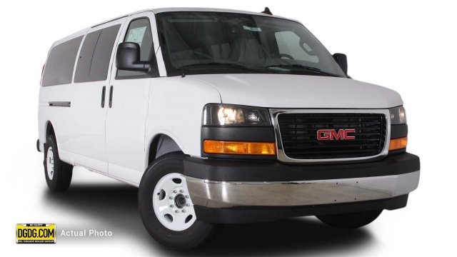 2017 Gmc Savana G3500  Passenger Van