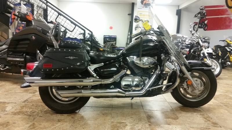 2005 Suzuki Boulevard C90T