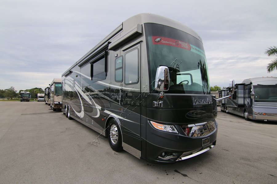 2017 Newmar London Aire 4535