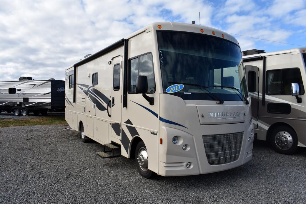 2017 Winnebago VISTA 31KE