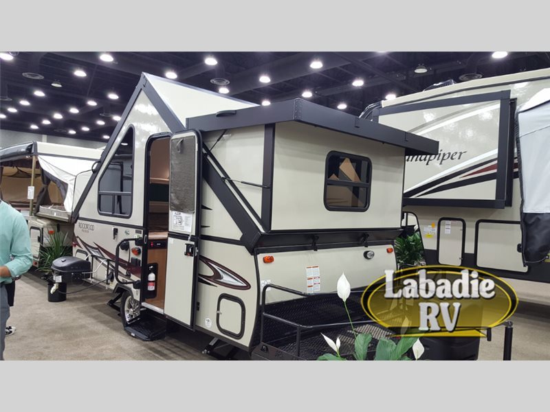 2017 Forest River Rv Rockwood Hard Side Series A122BH