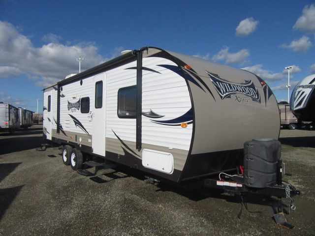 2015 Forest River WILDWOOD 262BHXL Two Full Size Bunks/