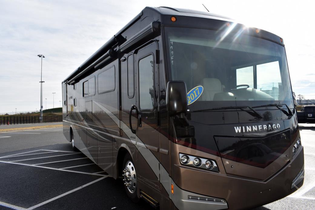 2017 Winnebago FORZA 38W