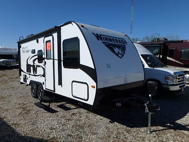 2017 Winnebago Micro Minnie 2106DS