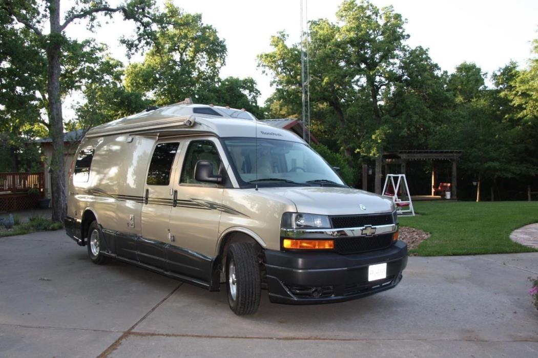 2008 Roadtrek 210 VERSATILE