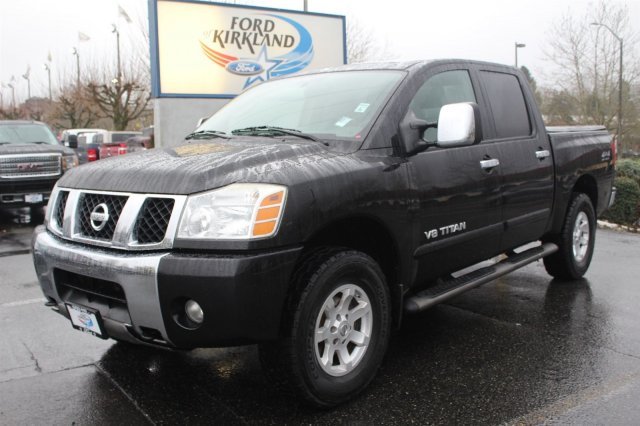 2005 Nissan Titan  Pickup Truck