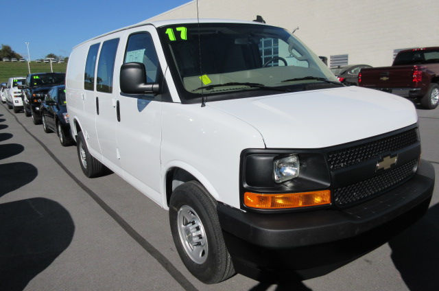 2017 Chevrolet Express 2500  Cargo Van